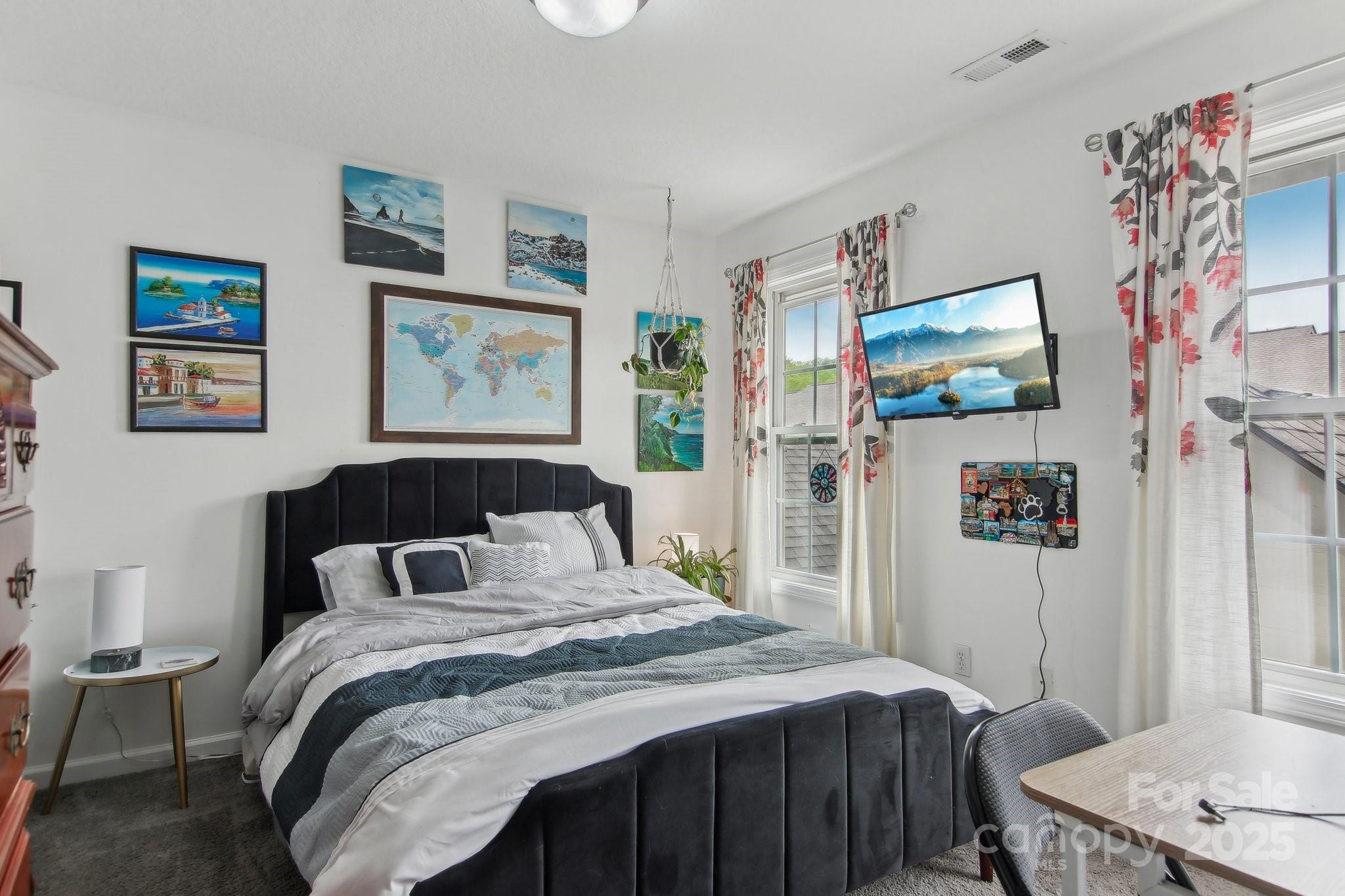 22 Rotunda Circle Asheville NC 28806