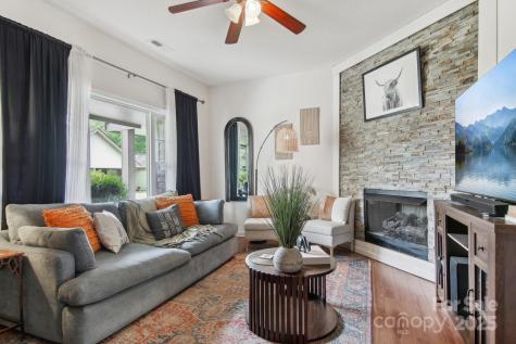 22 Rotunda Circle Asheville NC 28806