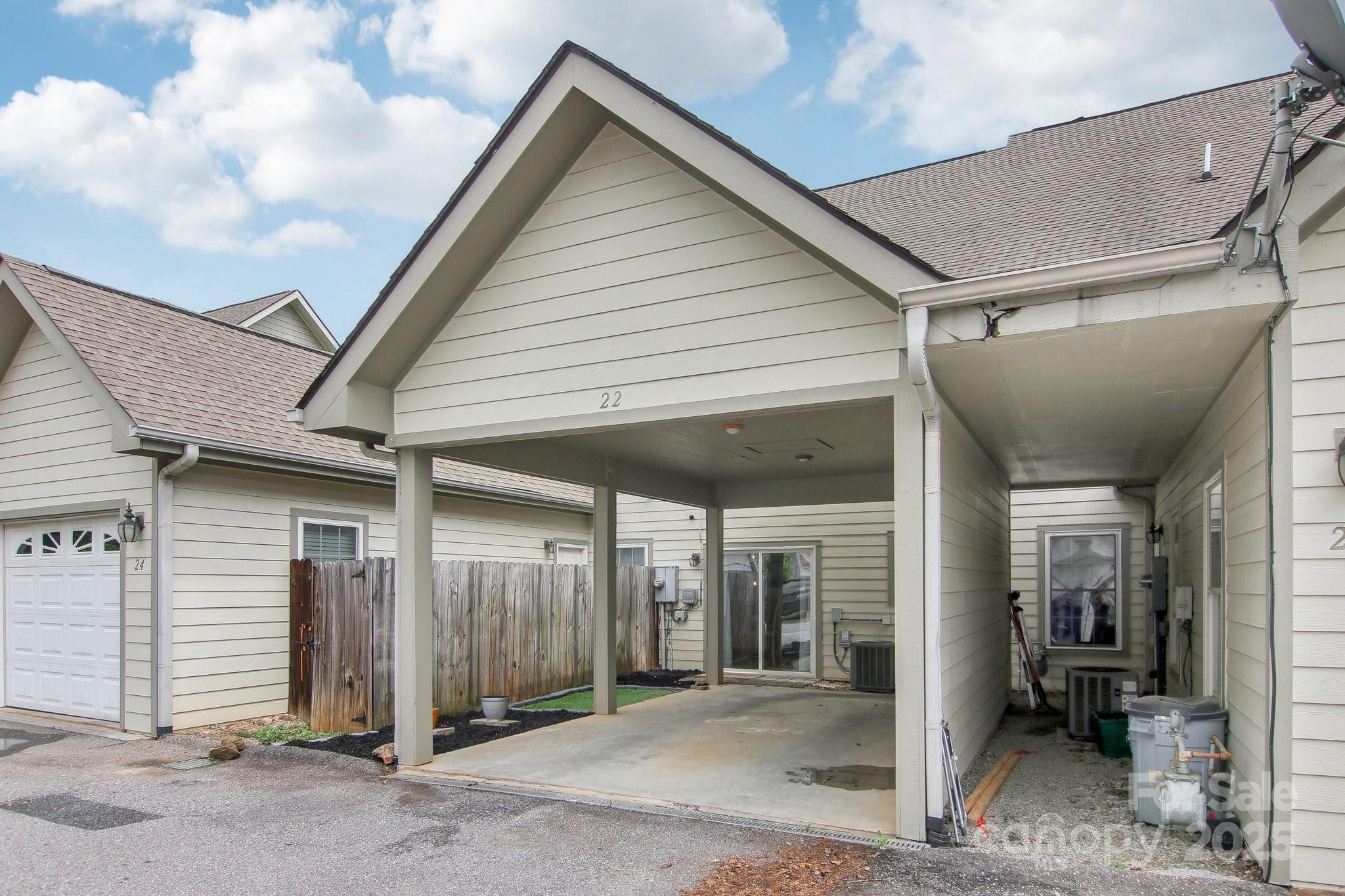 22 Rotunda Circle Asheville NC 28806