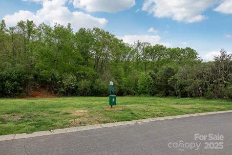 22 Rotunda Circle Asheville NC 28806