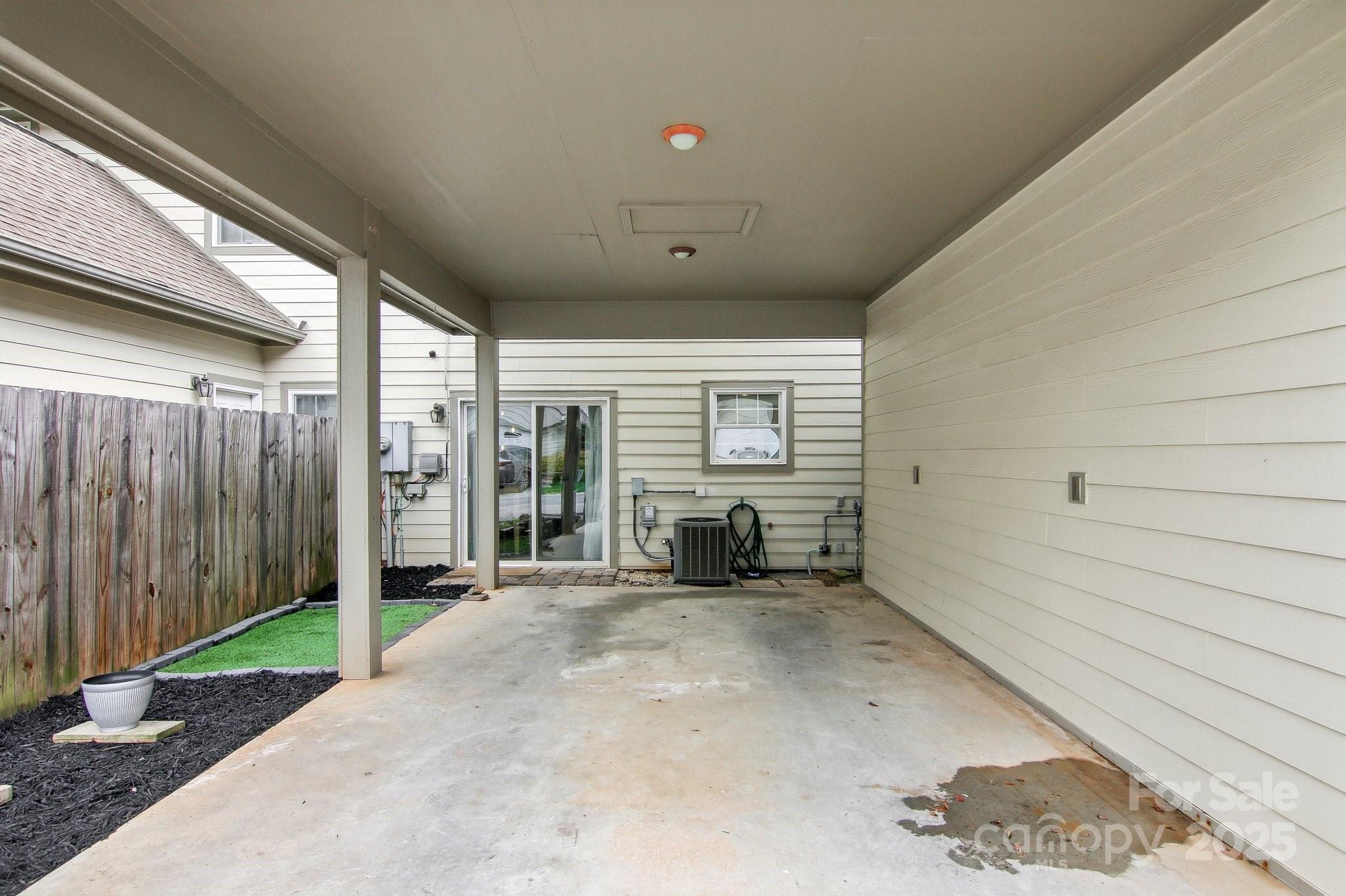 22 Rotunda Circle Asheville NC 28806