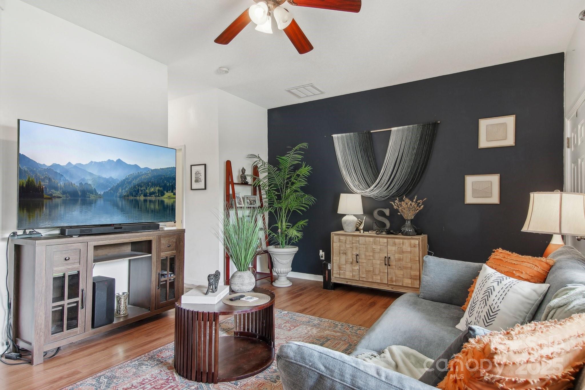 22 Rotunda Circle Asheville NC 28806