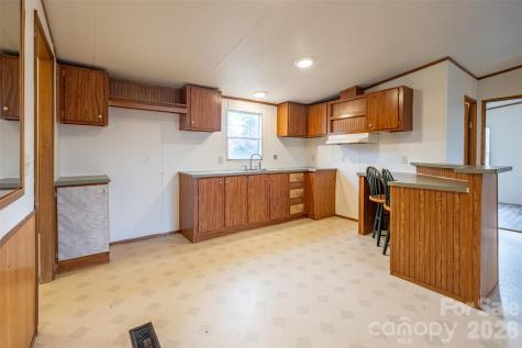 1305 Thunder Run Road Boonville NC 27011
