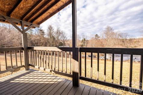 1305 Thunder Run Road Boonville NC 27011
