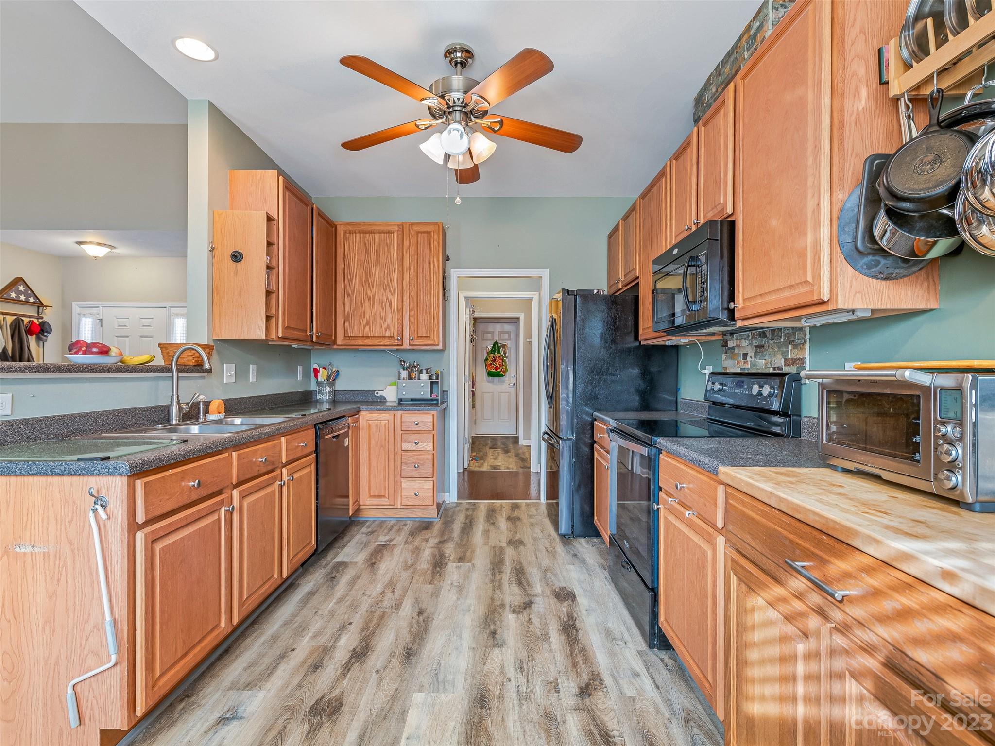 15 Thistlewood Court Weaverville NC 28787