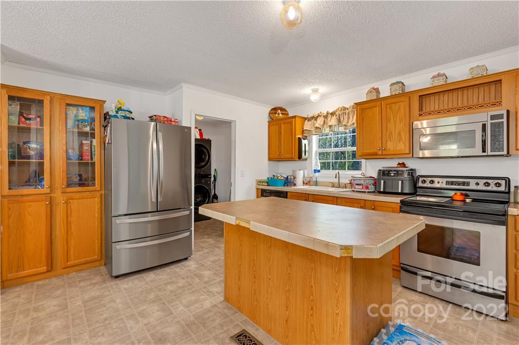 16 Rusty Clay Ridge Fairview NC 28730