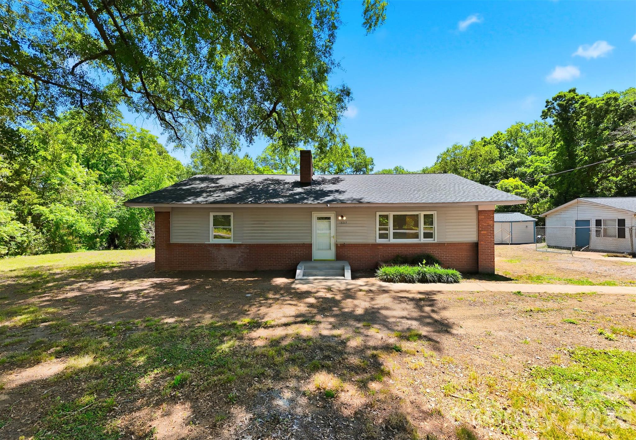 1807 S Post Road Shelby NC 28152