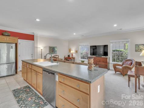 18 Boddington Court Asheville NC 28803