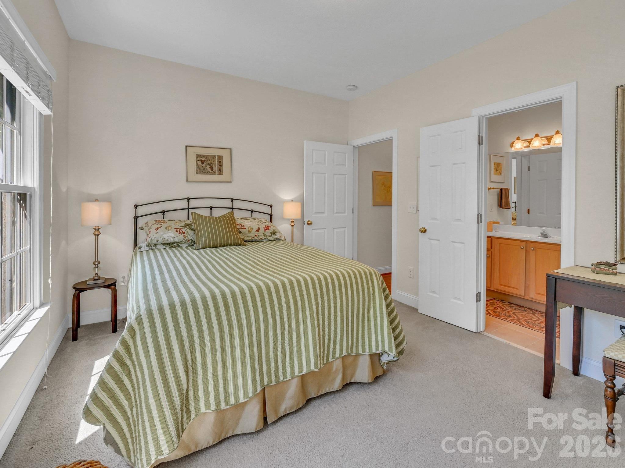 18 Boddington Court Asheville NC 28803