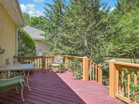 18 Boddington Court Asheville NC 28803