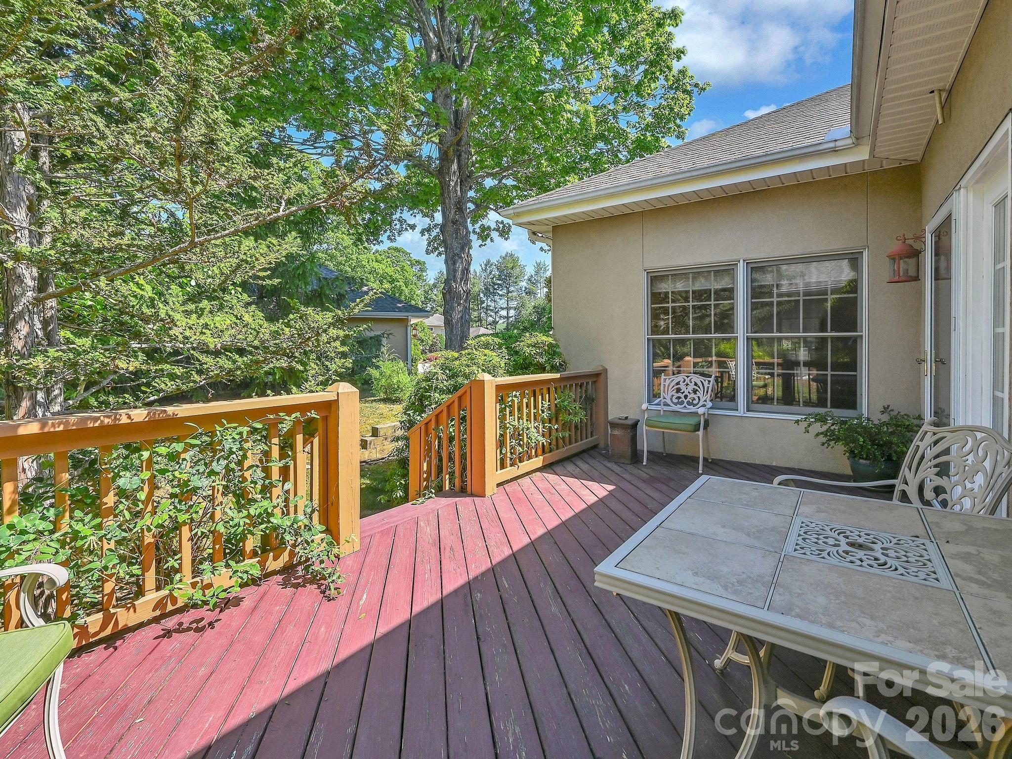 18 Boddington Court Asheville NC 28803