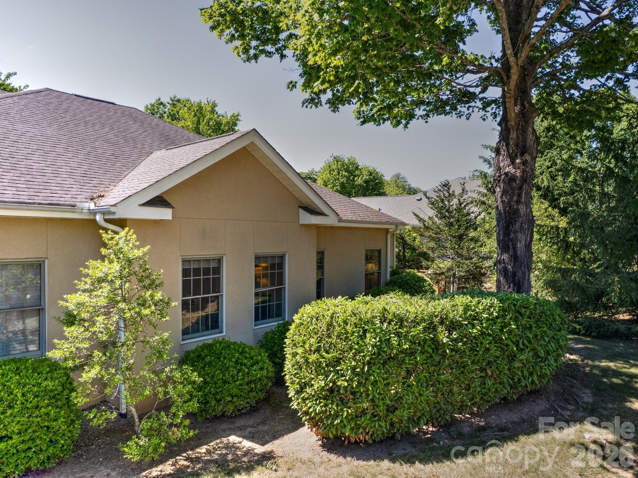 18 Boddington Court Asheville NC 28803