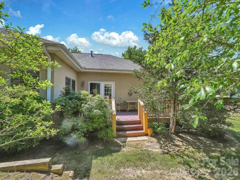 18 Boddington Court Asheville NC 28803