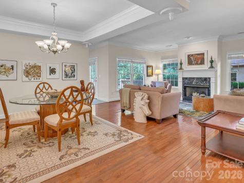 18 Boddington Court Asheville NC 28803