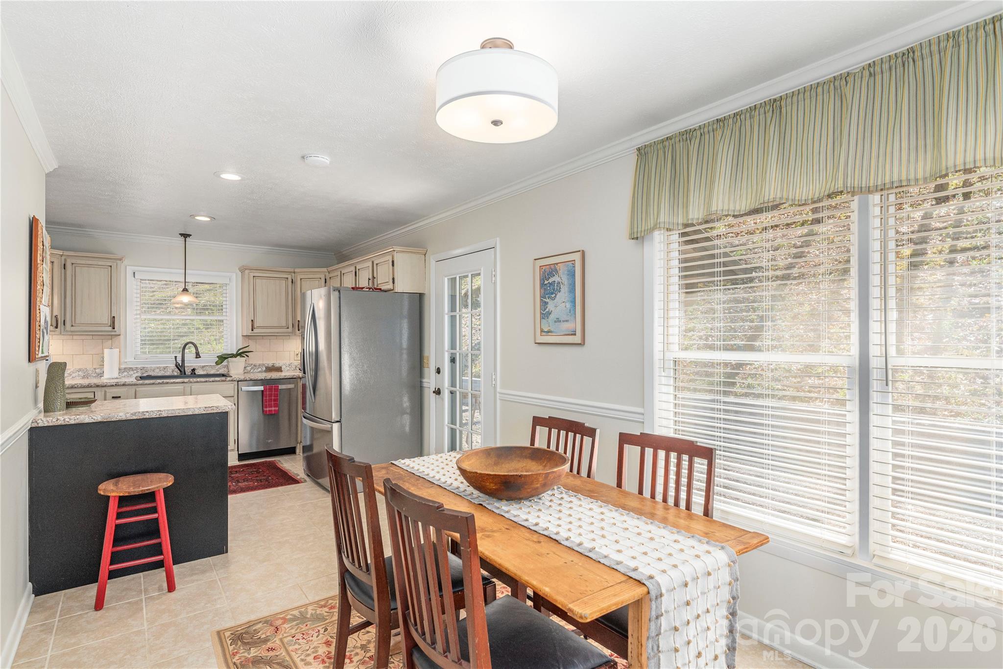 102 Fall Creek Road Waynesville NC 28785