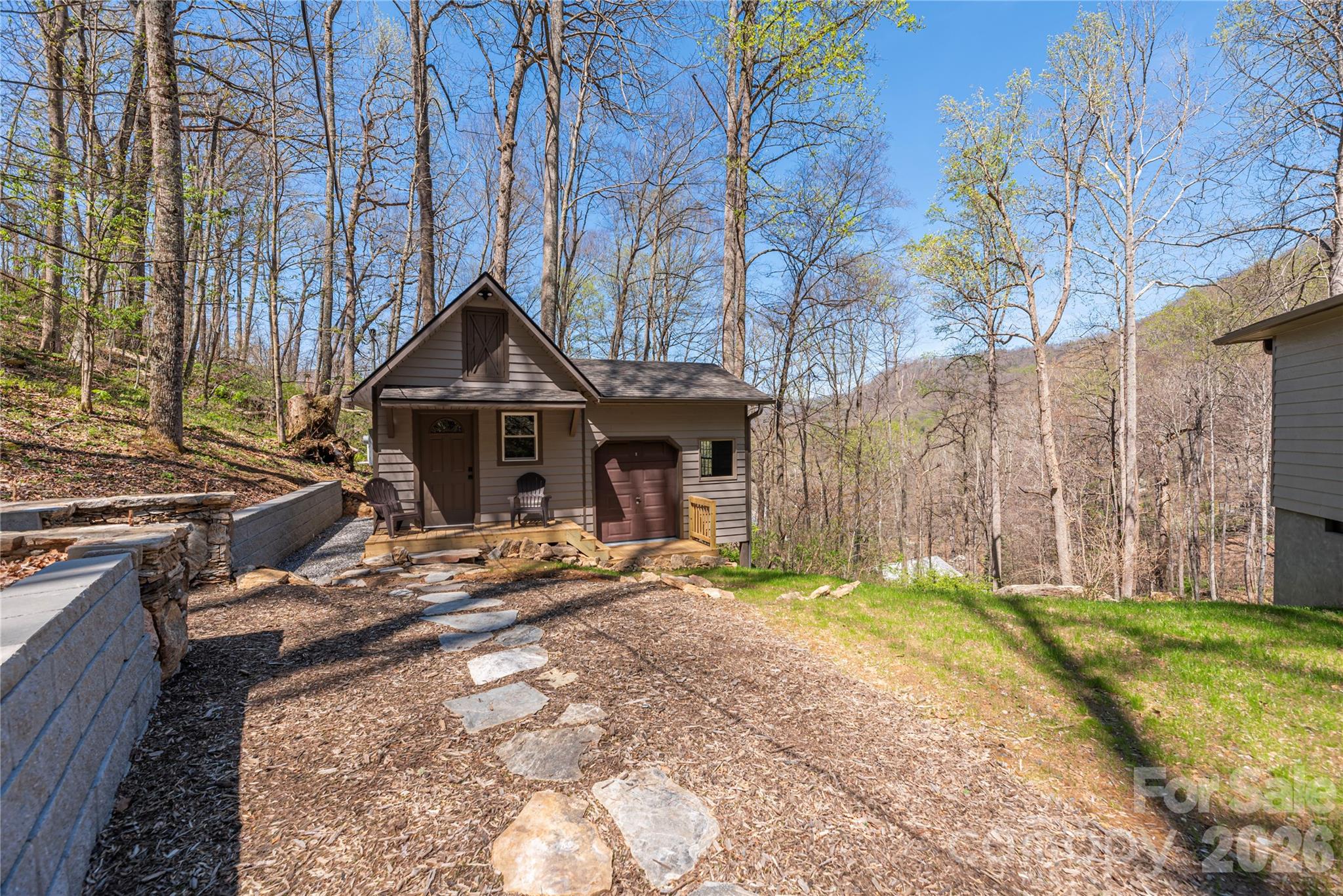 102 Fall Creek Road Waynesville NC 28785