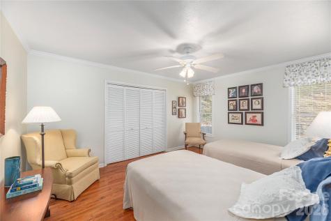102 Fall Creek Road Waynesville NC 28785