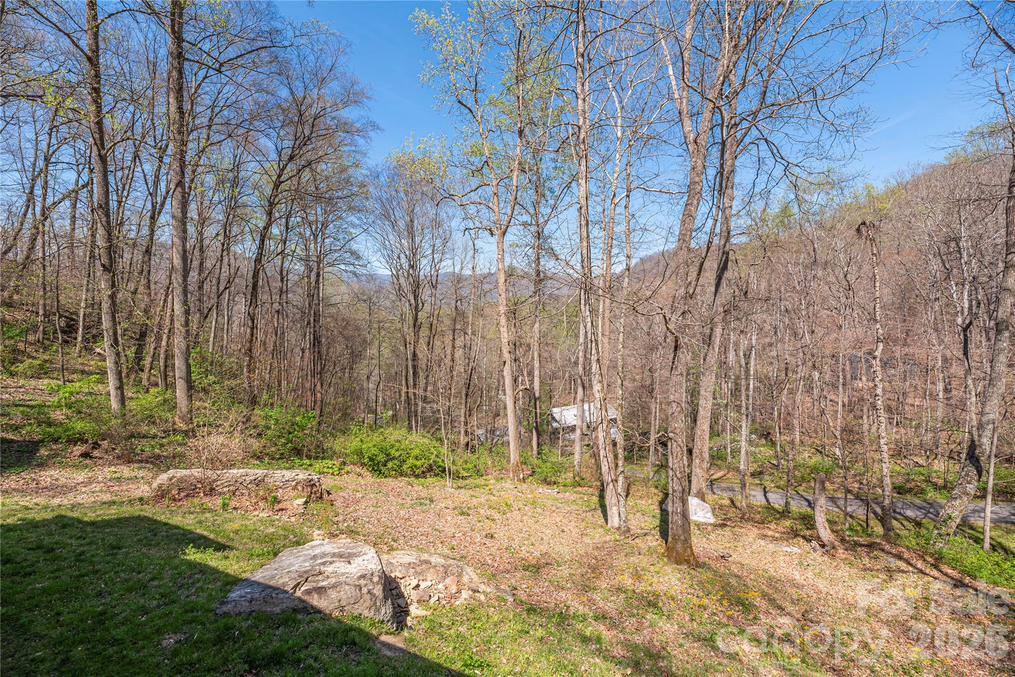 102 Fall Creek Road Waynesville NC 28785