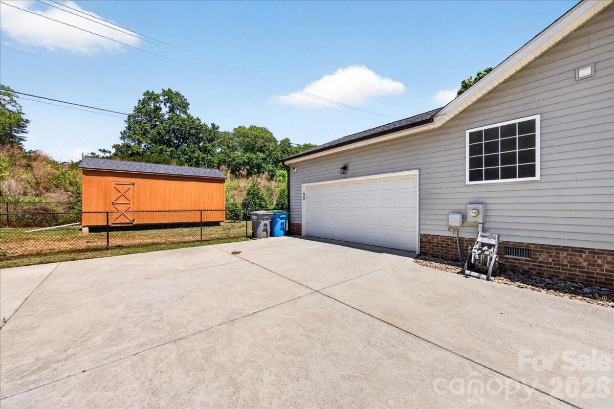 1511 Abbey Court Belmont NC 28012