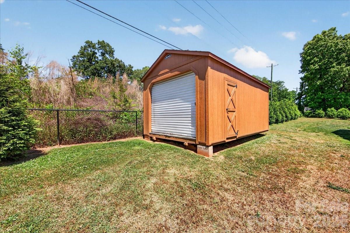 1511 Abbey Court Belmont NC 28012