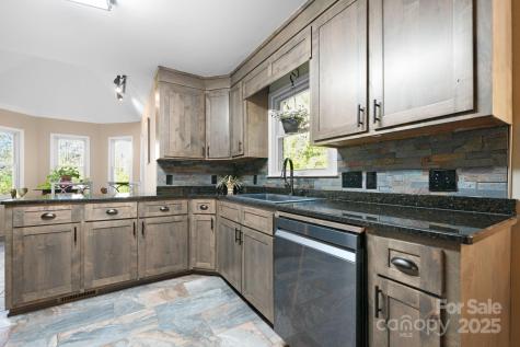 4441 Snyders Way Lenoir NC 28645