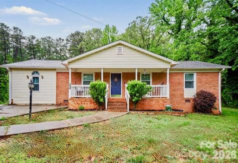 847 E Chestnut Street Stanley NC 28164