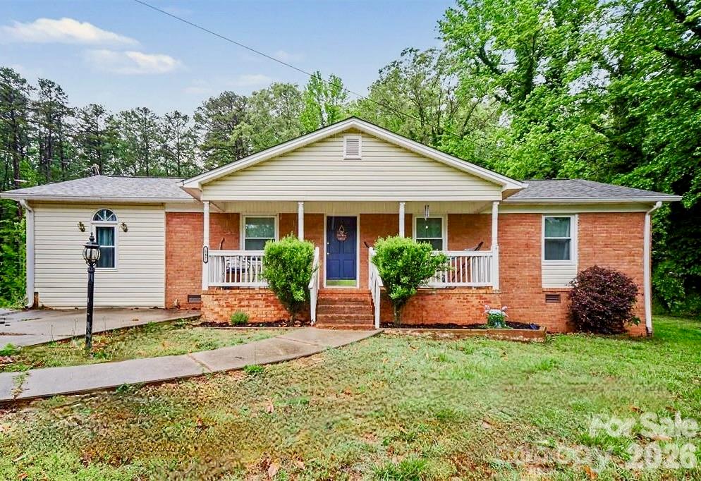 847 E Chestnut Street Stanley NC 28164
