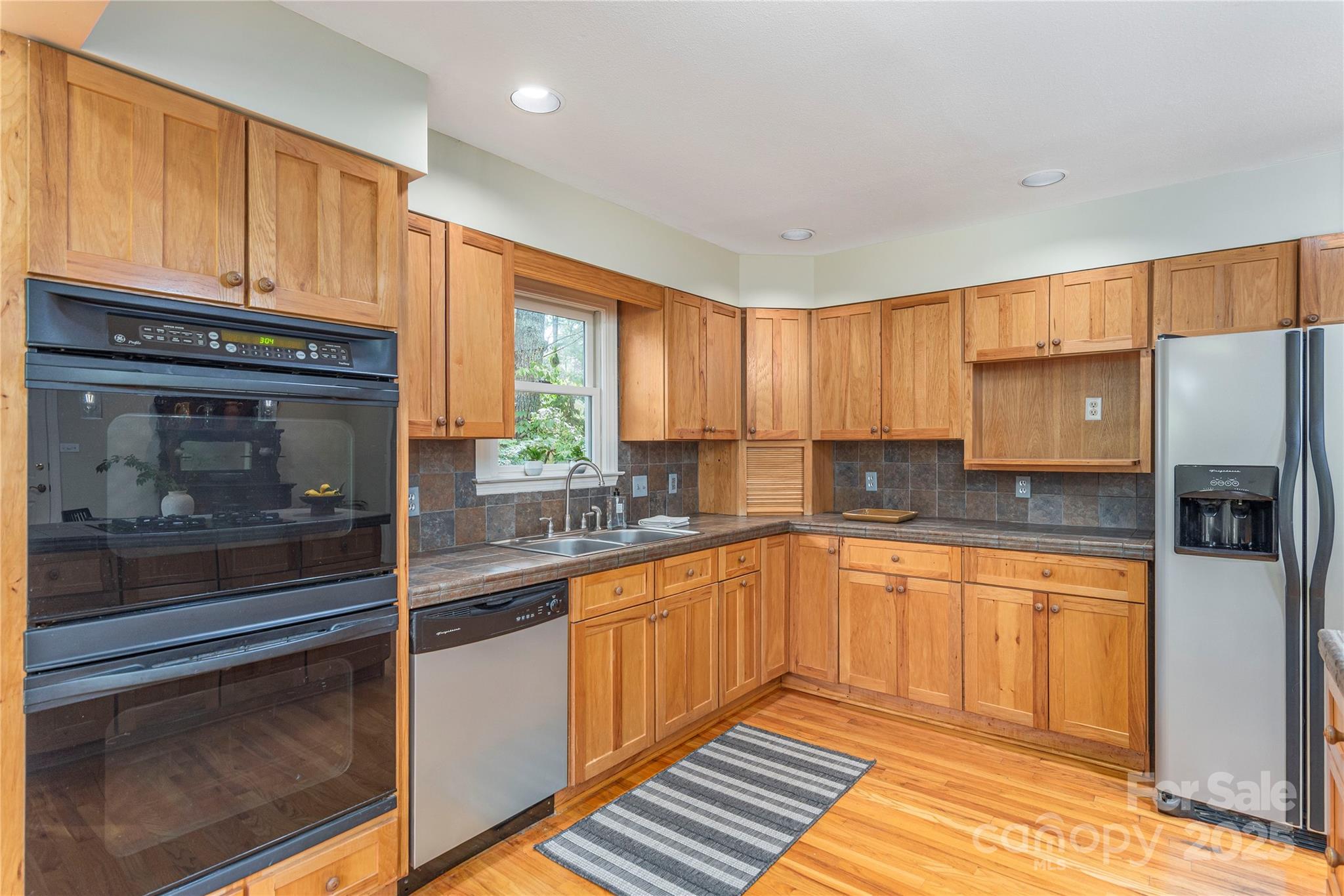 25 Brookcliff Drive Asheville NC 28804