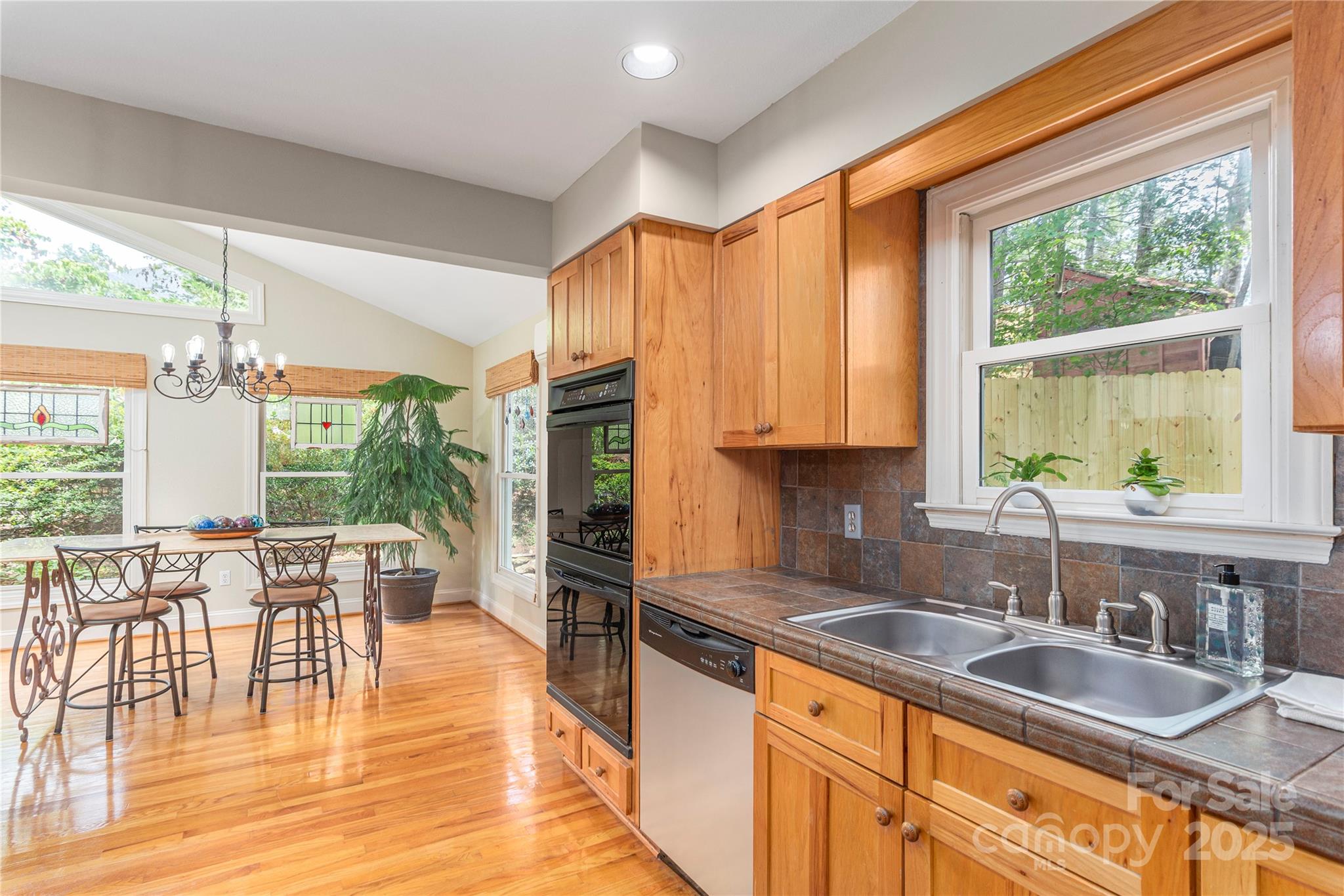 25 Brookcliff Drive Asheville NC 28804