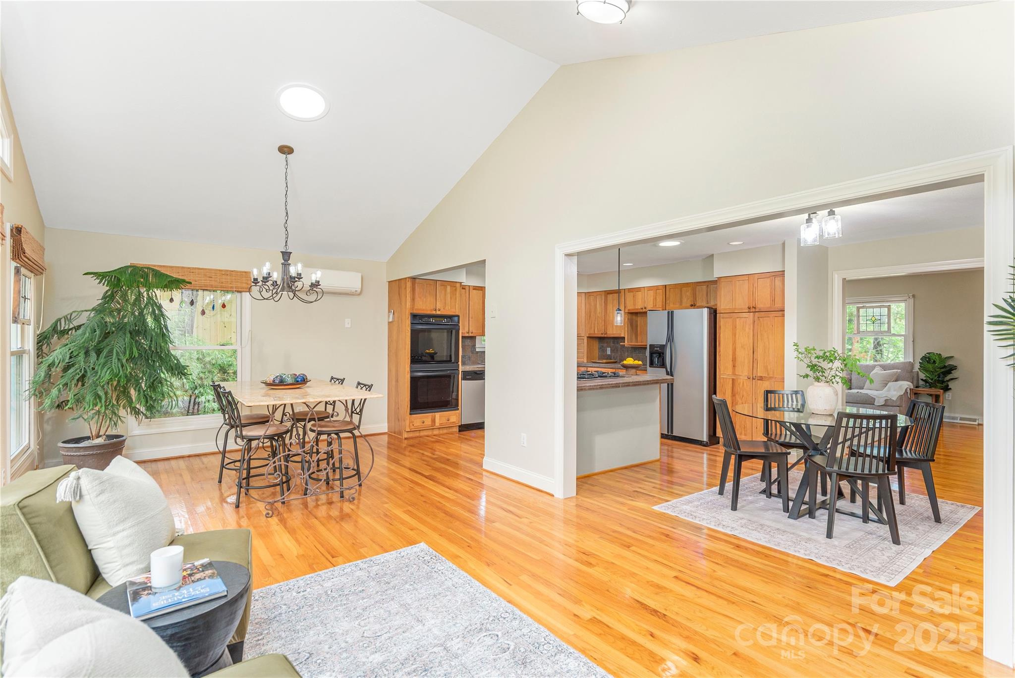 25 Brookcliff Drive Asheville NC 28804