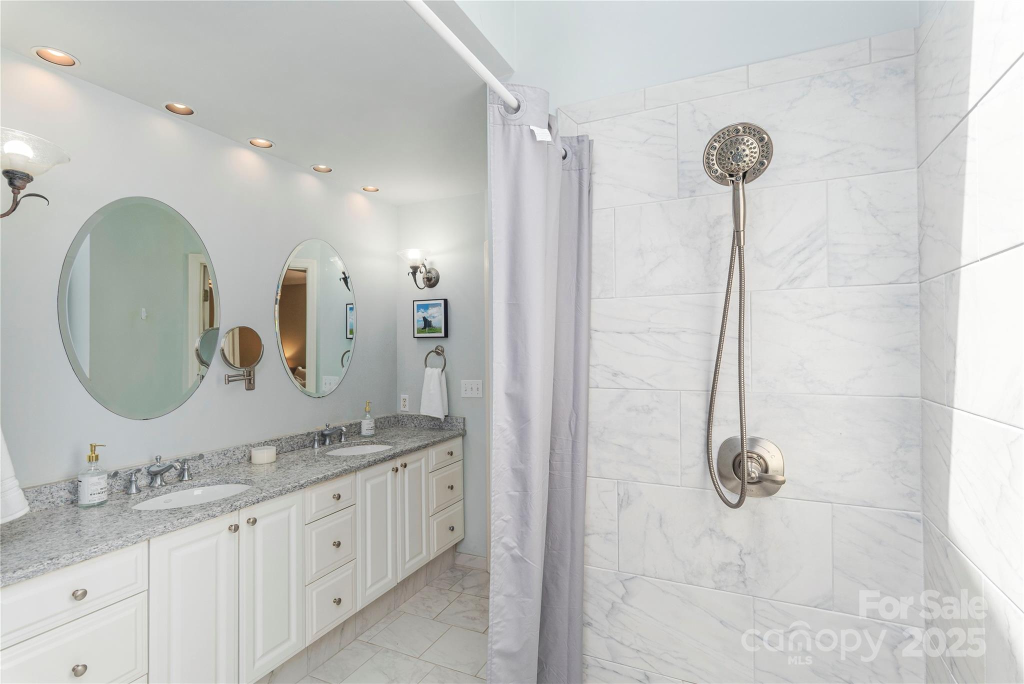 25 Brookcliff Drive Asheville NC 28804