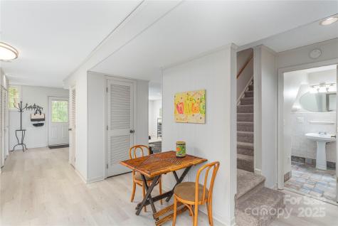 25 Brookcliff Drive Asheville NC 28804