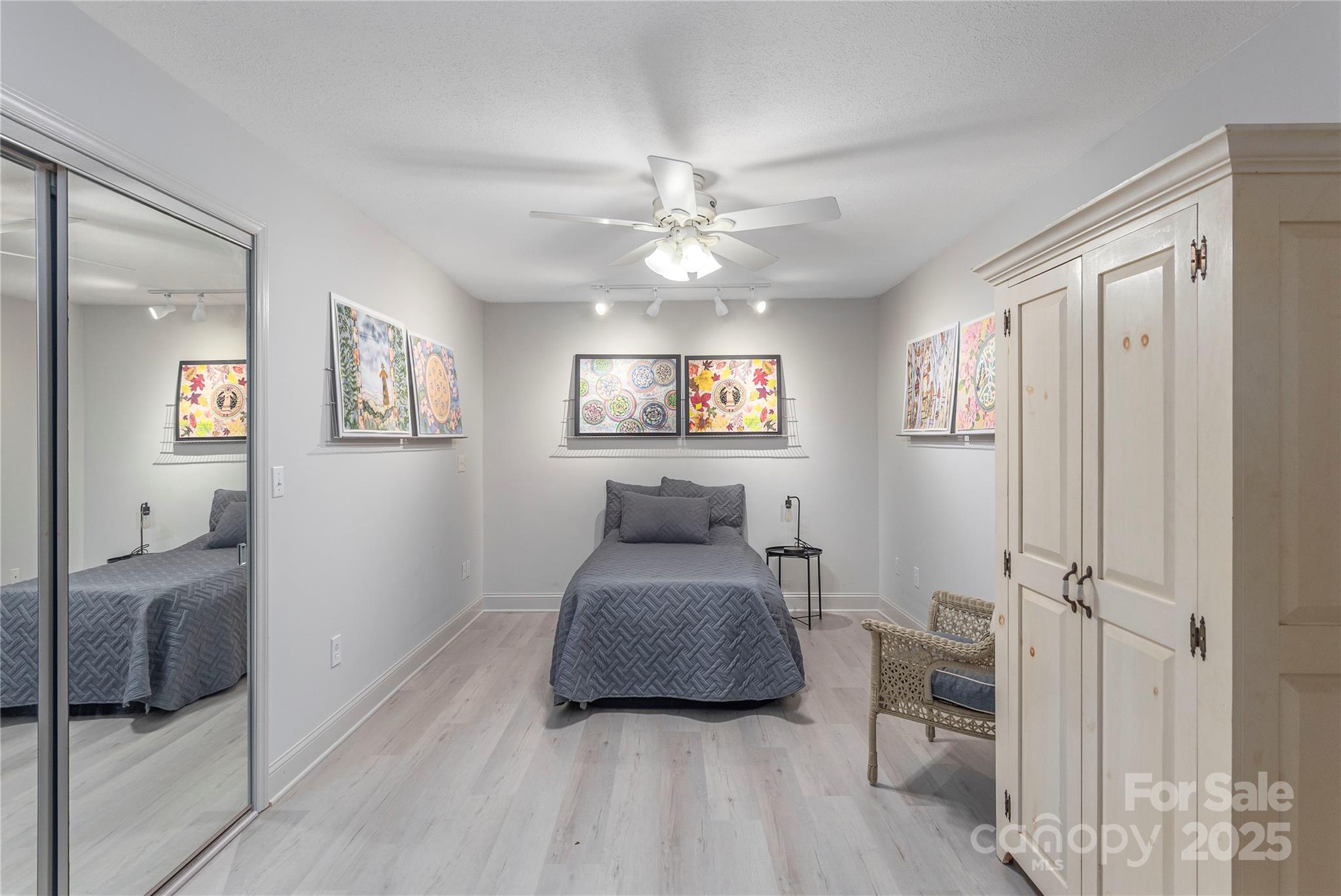 25 Brookcliff Drive Asheville NC 28804