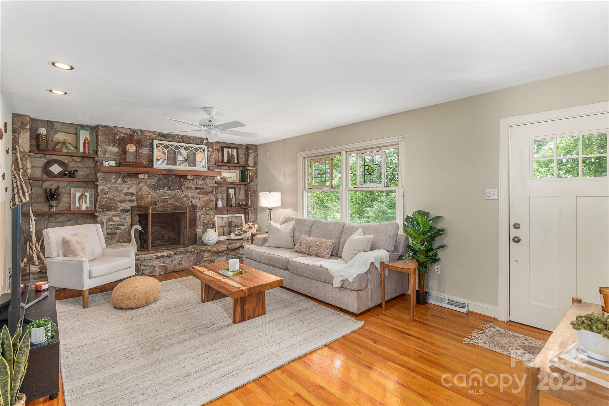 25 Brookcliff Drive Asheville NC 28804