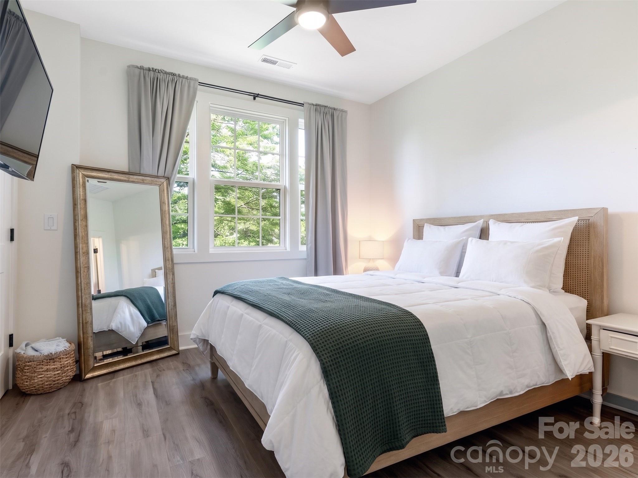 226 Sutton Park Lane Charlotte NC 28211