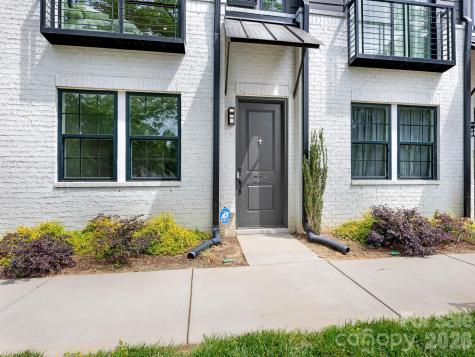 226 Sutton Park Lane Charlotte NC 28211