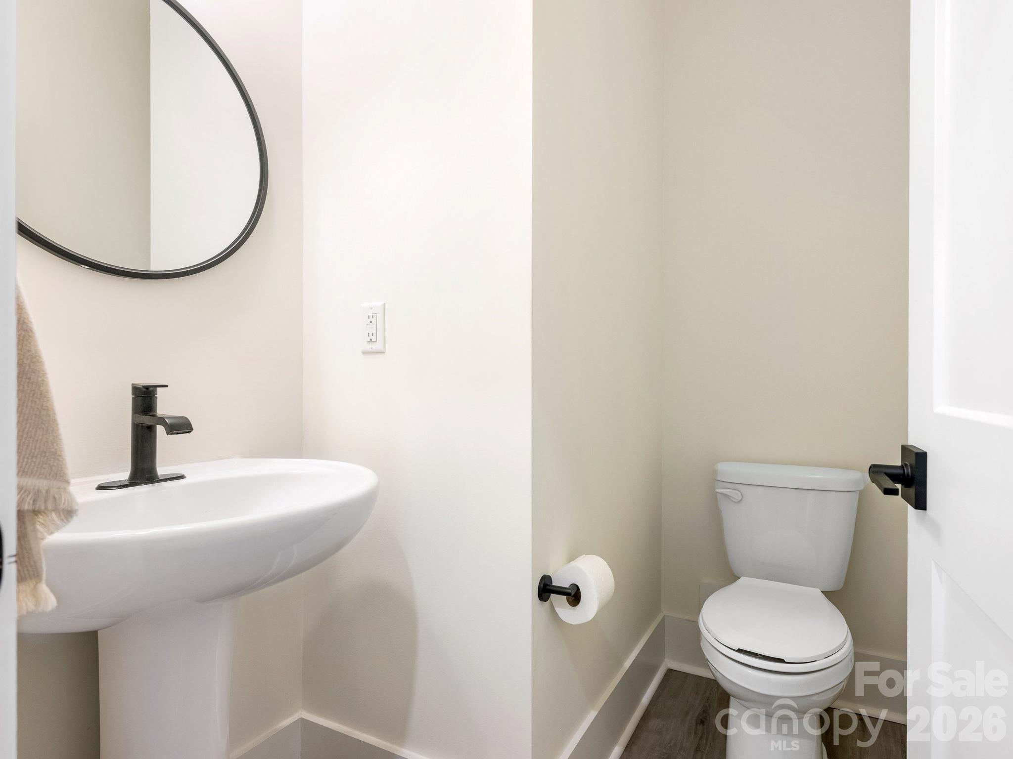 226 Sutton Park Lane Charlotte NC 28211
