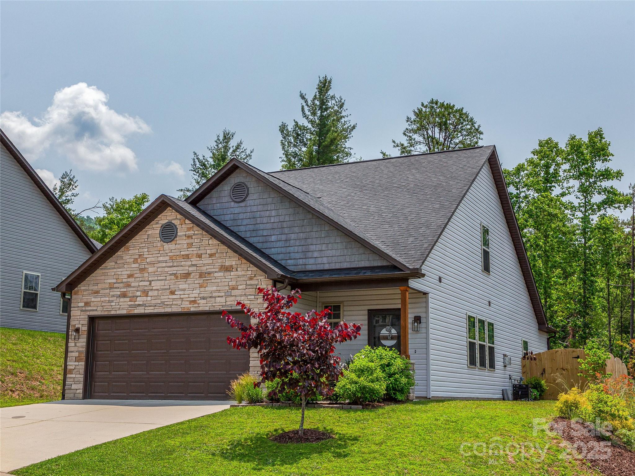 218 Water Leaf Drive Weaverville NC 28787