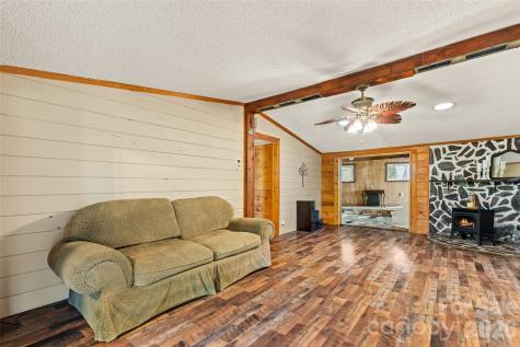19 Timbers Edge Lane Fairview NC 28730
