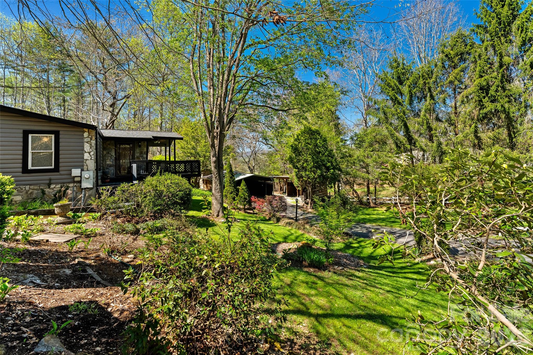 19 Timbers Edge Lane Fairview NC 28730