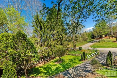 19 Timbers Edge Lane Fairview NC 28730