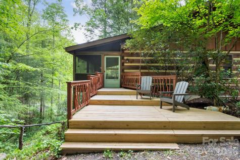 14 Weeping Cherry Forest Road Fairview NC 28730