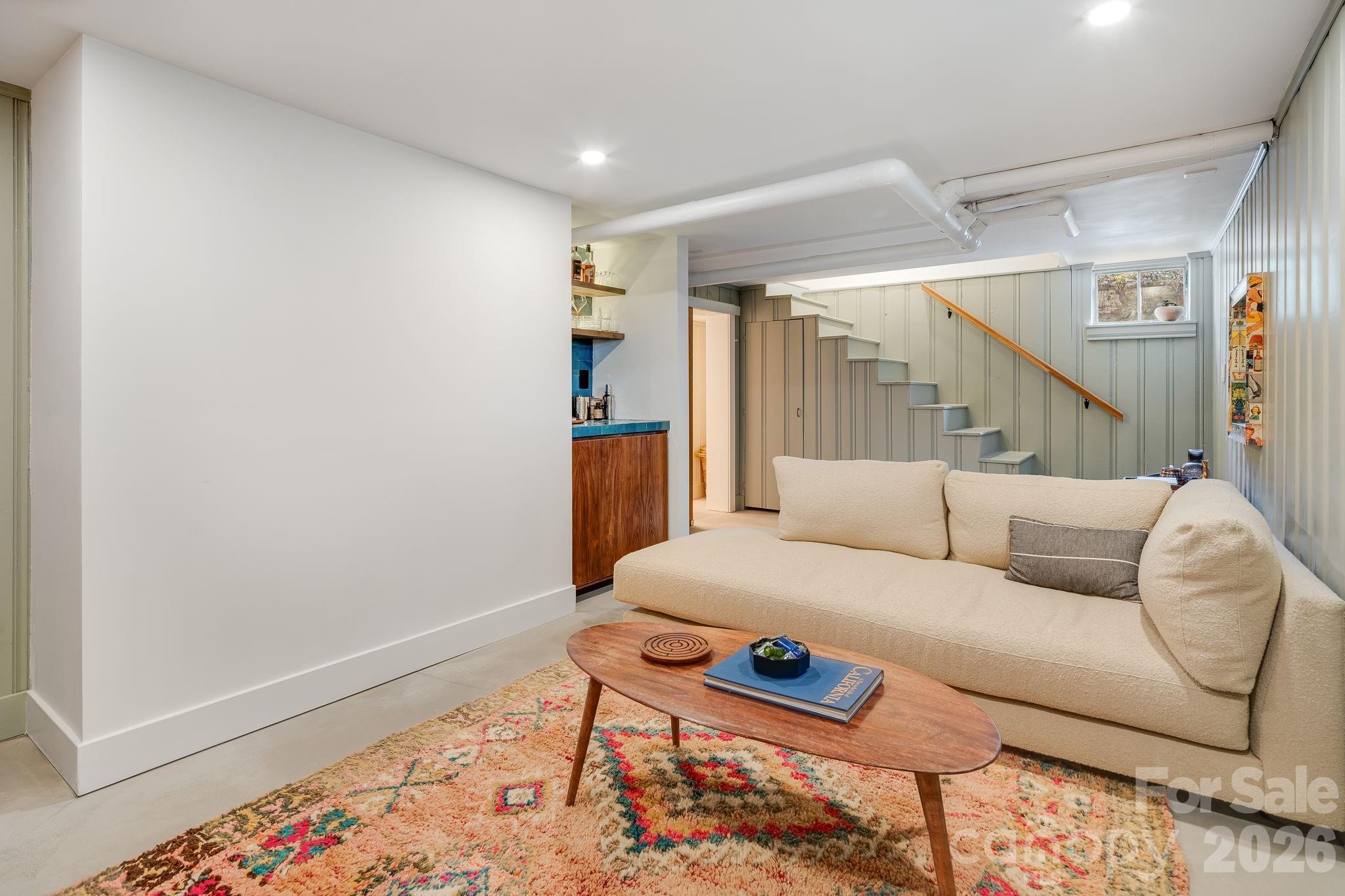 22 Kenilwood Place Asheville NC 28803