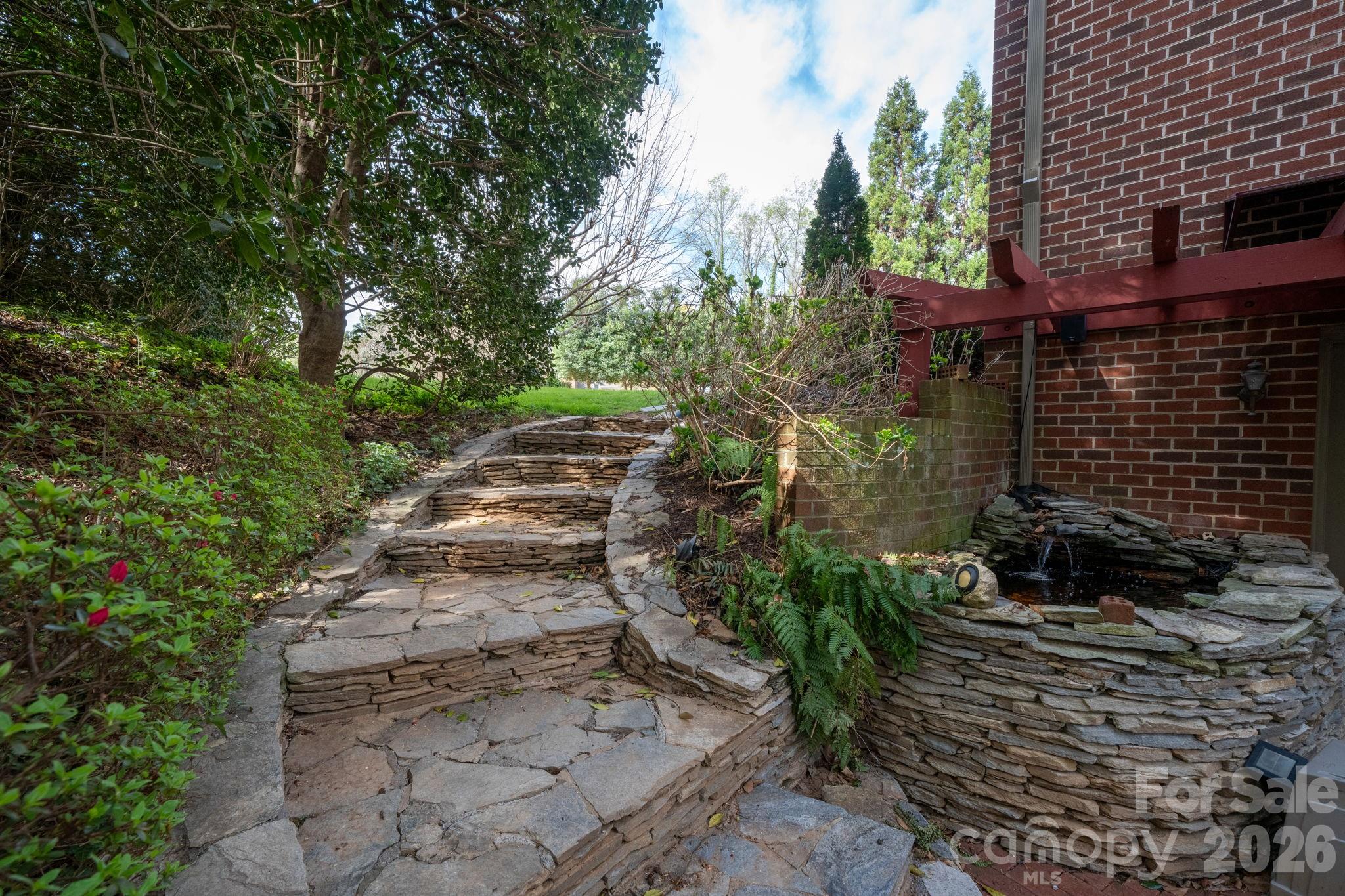 550 20th Avenue Court NW Hickory NC 28601