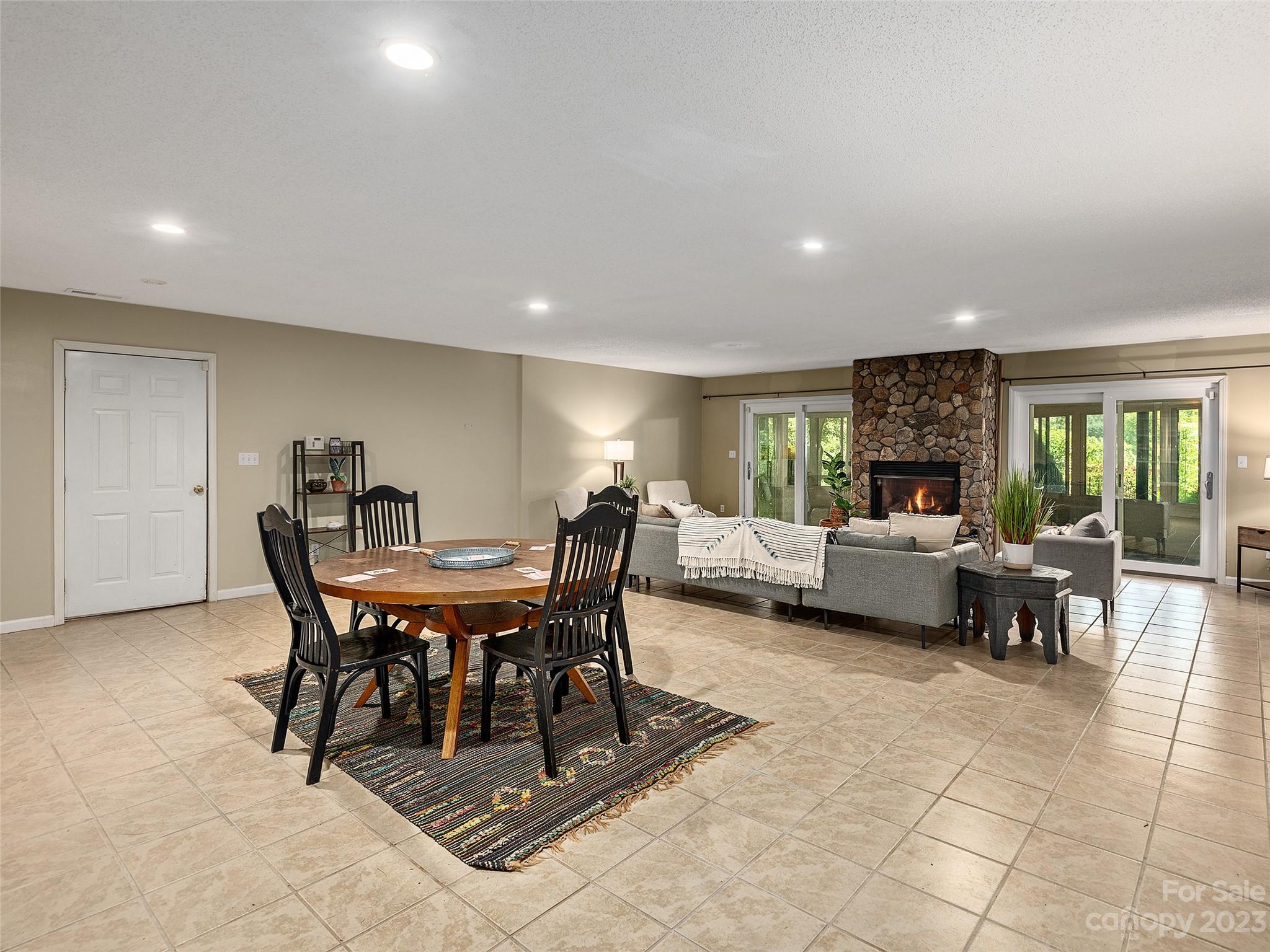 382 Cove Creek Lane Weaverville NC 28787