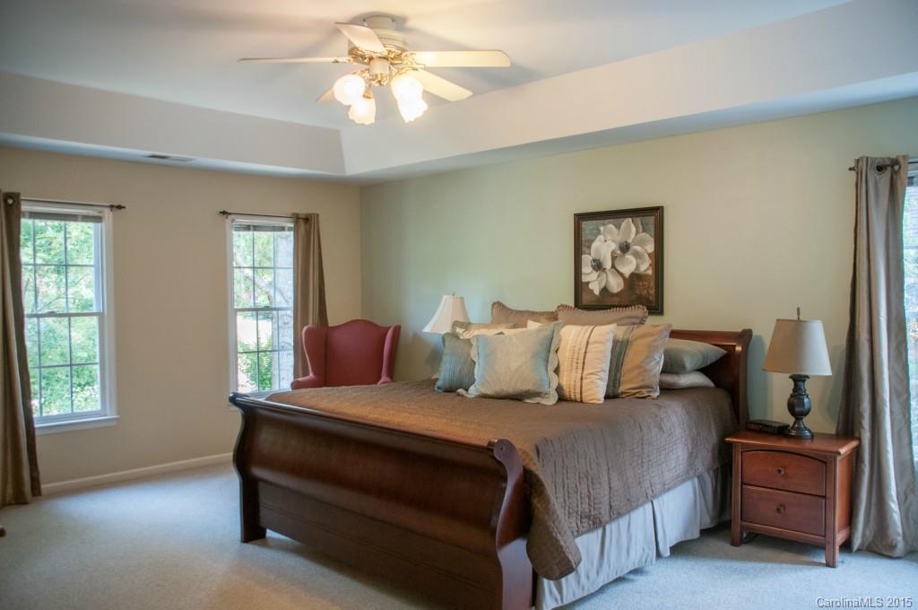 4919 Fairvista Drive Charlotte NC 28269