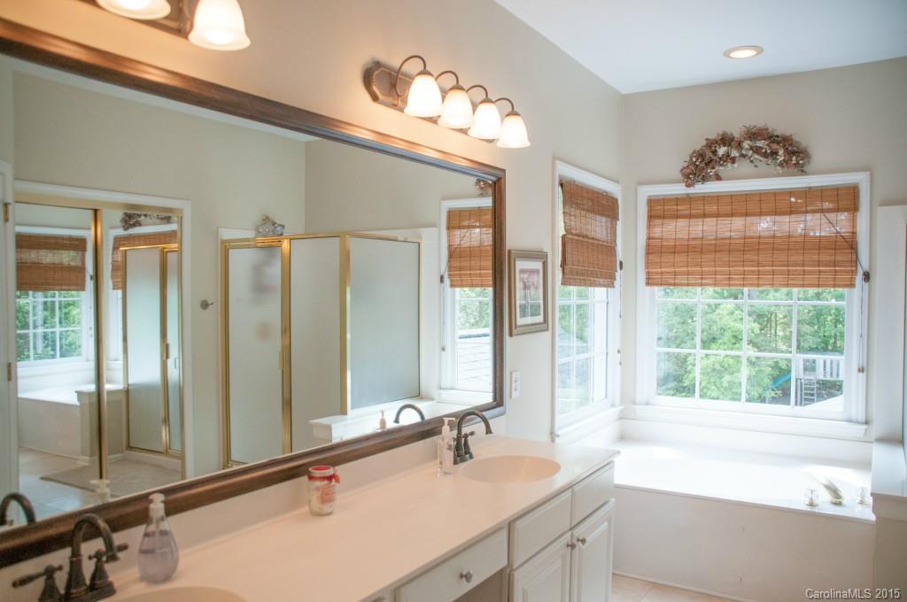4919 Fairvista Drive Charlotte NC 28269