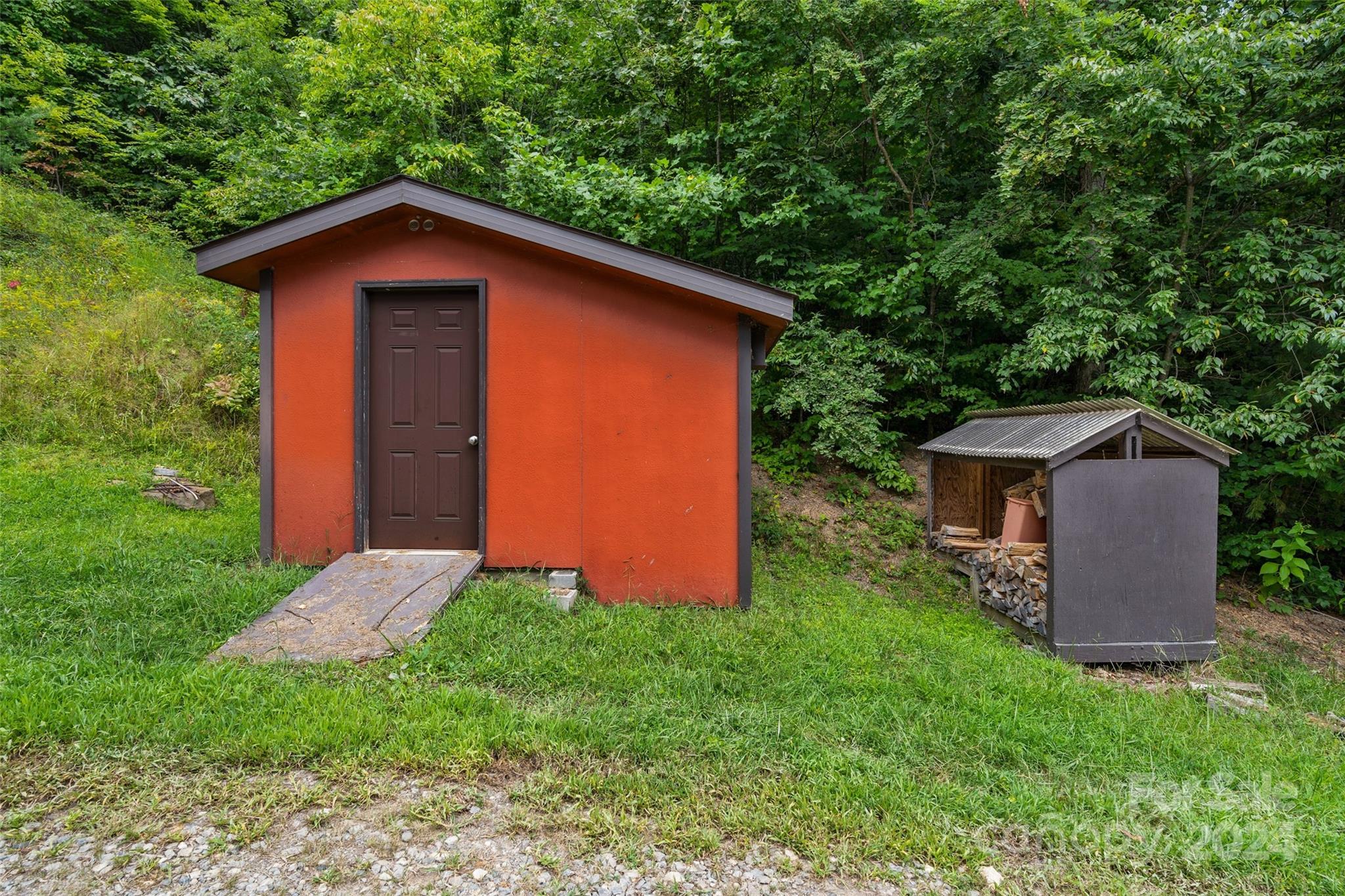 180 Britten Cove Road Weaverville NC 28787