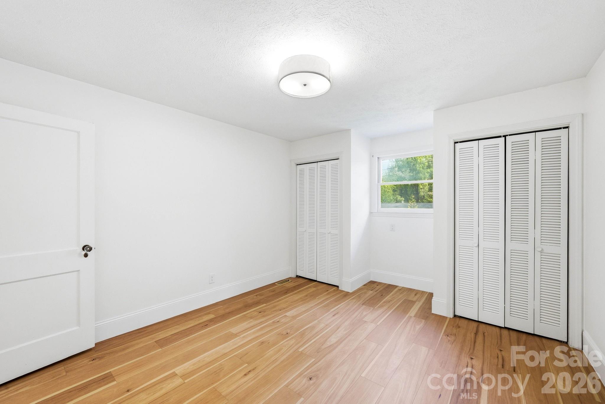 127 Erkwood Drive Hendersonville NC 28739