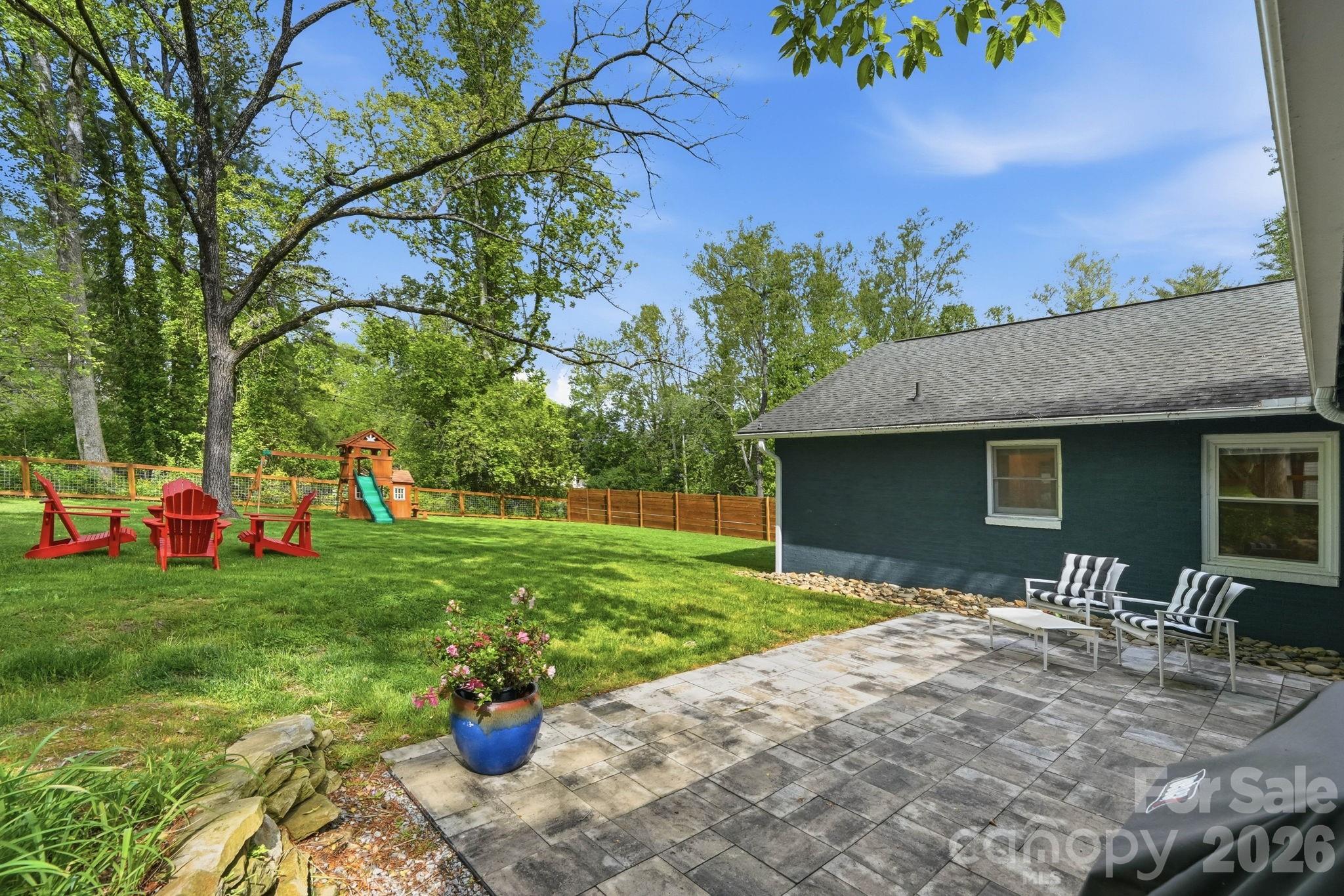 127 Erkwood Drive Hendersonville NC 28739
